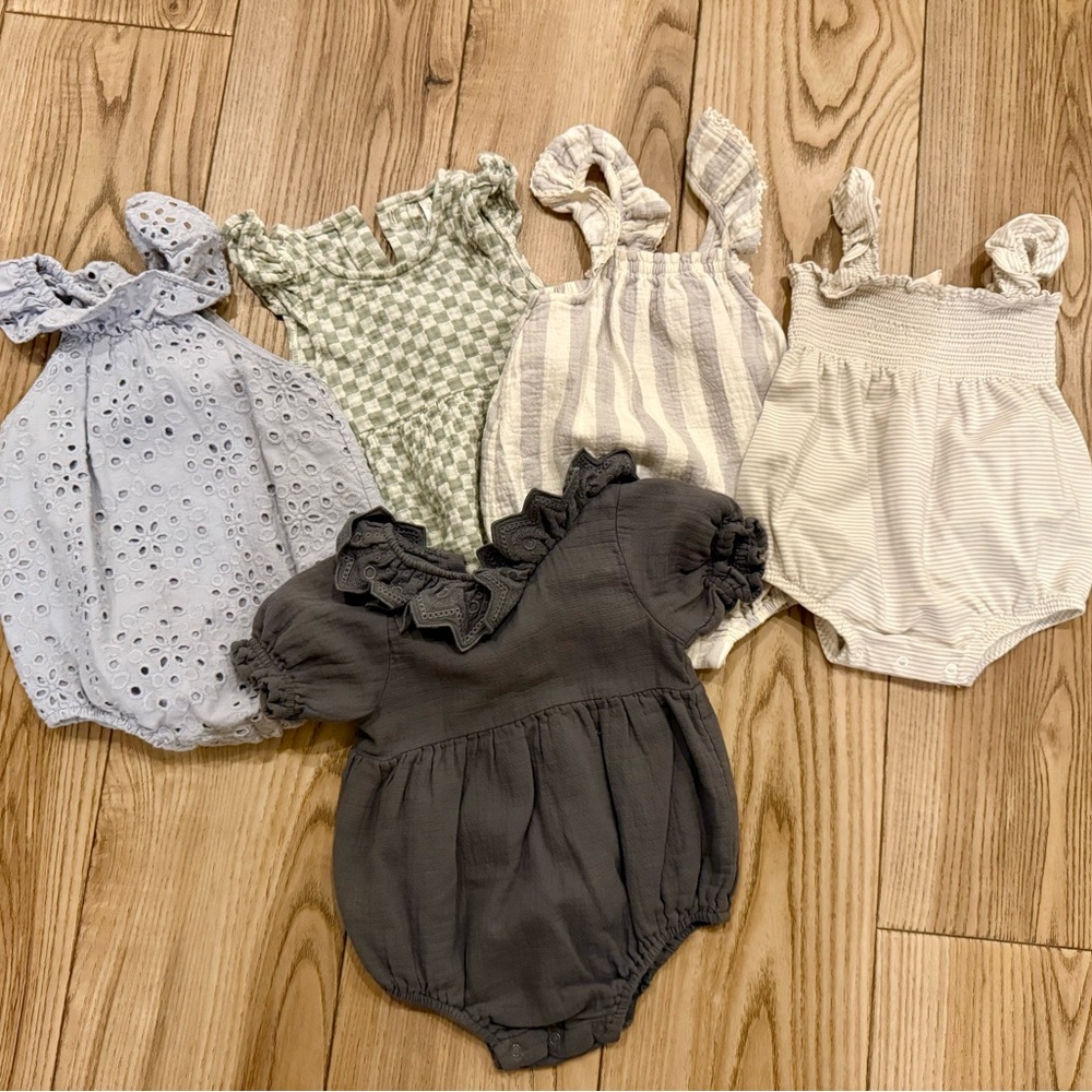 Baby Girl Bundle Size 12-18 Months